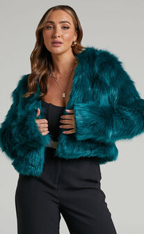 Flavia Cropped Faux Fur Jacket in Emerald