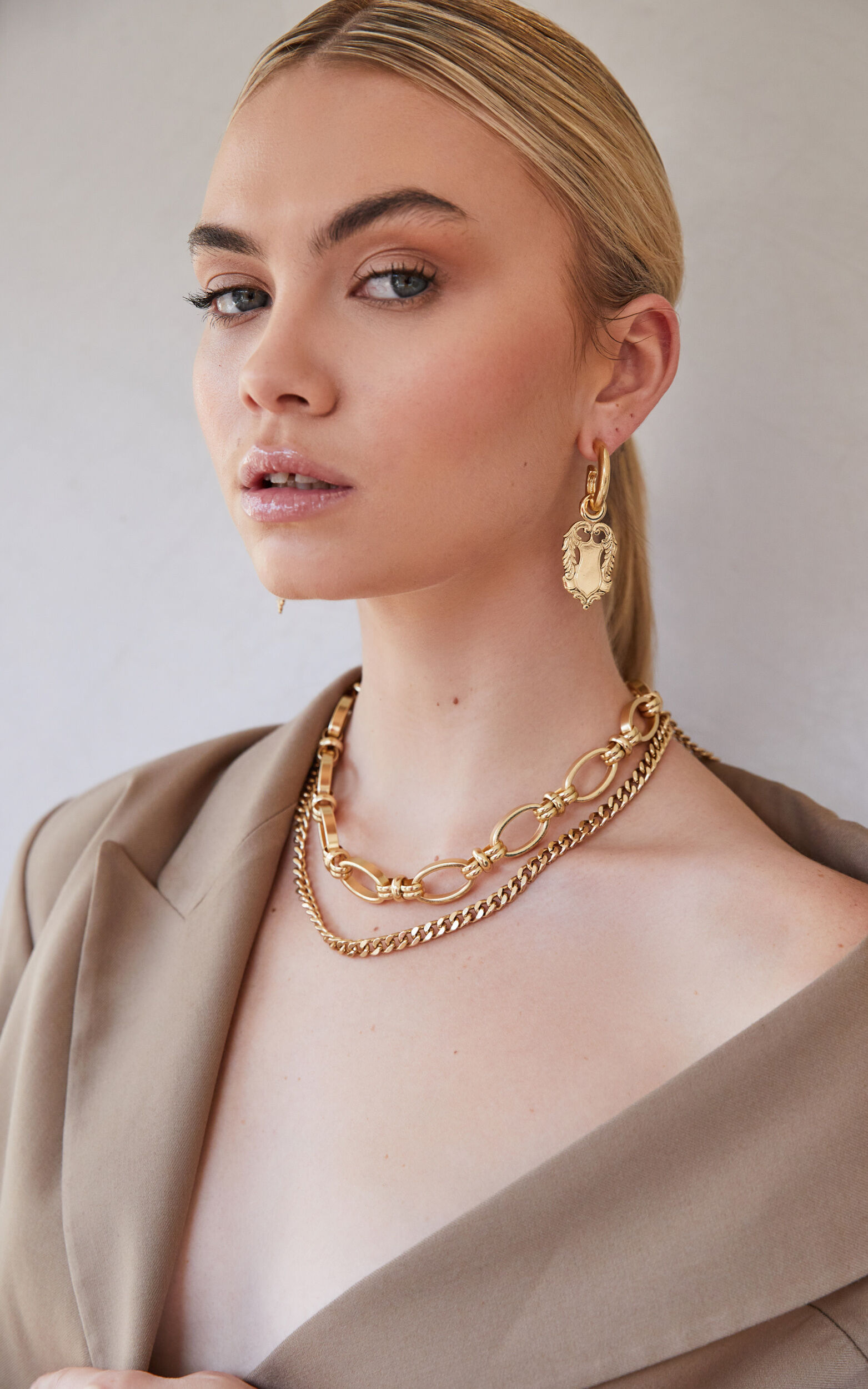 KITTE - AMULET EARRINGS in Gold - NoSize, GLD1, super-hi-res image number null
