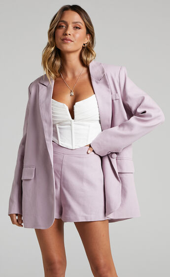 Audrianna High Waisted Shorts in Lilac Linen Look