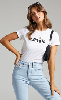 Levi's - Varsity Logo Tee in White
