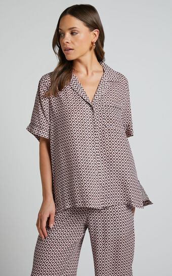 Brunita Shirt - Relaxed Short Sleeve Shirt in Moroccan Geo