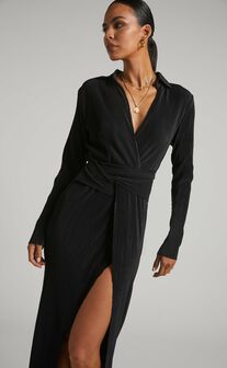 Amarante Maxi Dress - Plisse Twist Front Long Sleeve Shirt Dress in Black
