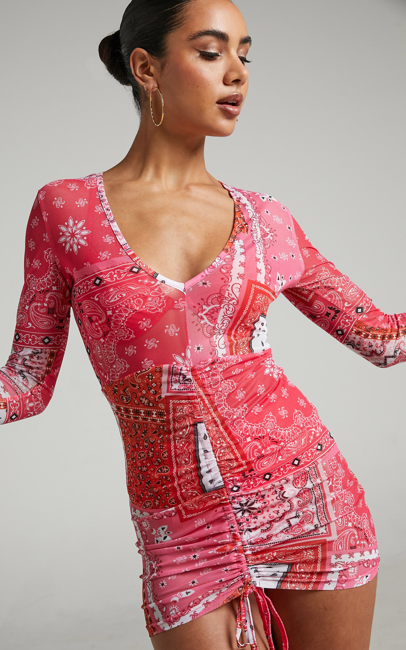 Tifanny Long Sleeve Ruched Front Dress in Pink Multi - L, PNK2, super-hi-res image number null
