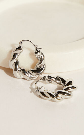 Kharly Earrings - Twist Hoop Earrings in Silver