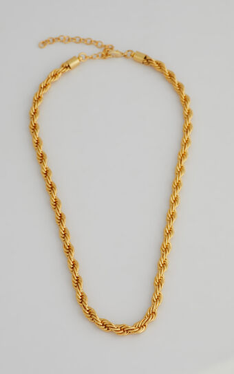 Vivi Chain Necklace in Gold