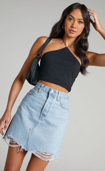 Levi's - High Rise Decon Denim Skirt in Wrong Line