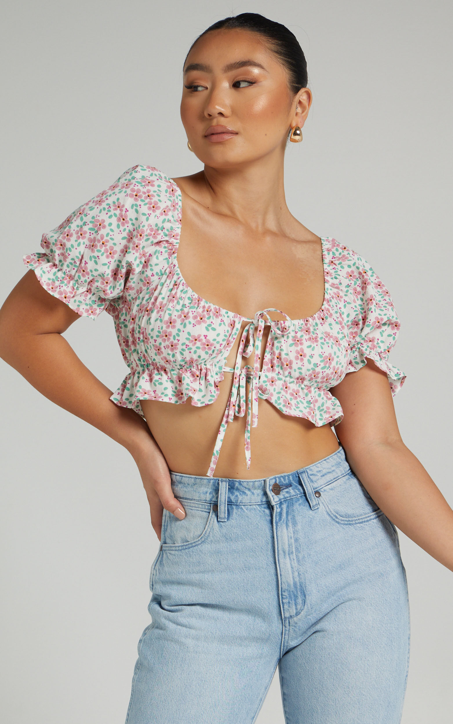 Lorna Tie Front Crop with Frilly Sleeves in White Floral - 06, WHT1, super-hi-res image number null