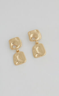 Nyx Drop Earrings in Gold