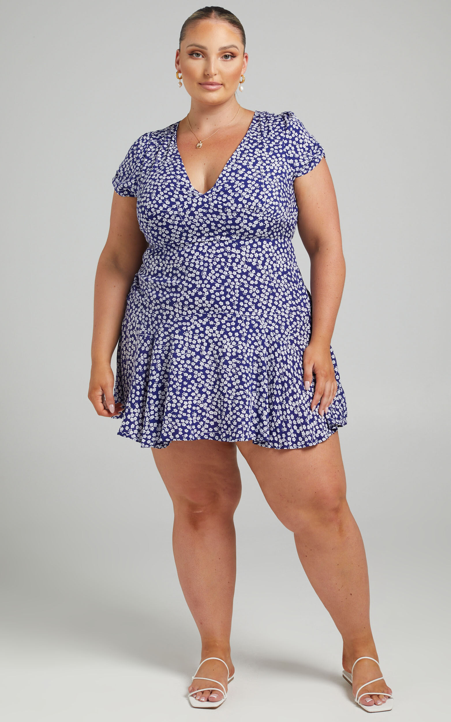 Bettina Short Sleeve Mini Dress in Navy - 06, NVY1, super-hi-res image number null