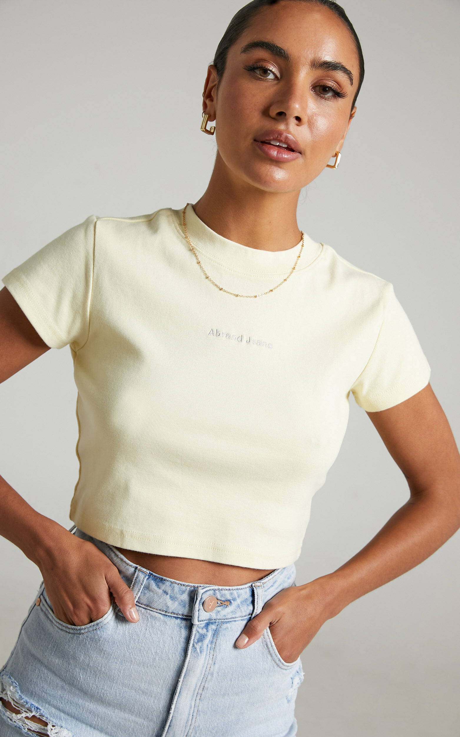 Abrand - 90's Crop Tee in Butter - L, YEL1, super-hi-res image number null