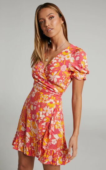 Haya Mini Dress - Short Sleeve Frill Wrap Dress in Peach Floral