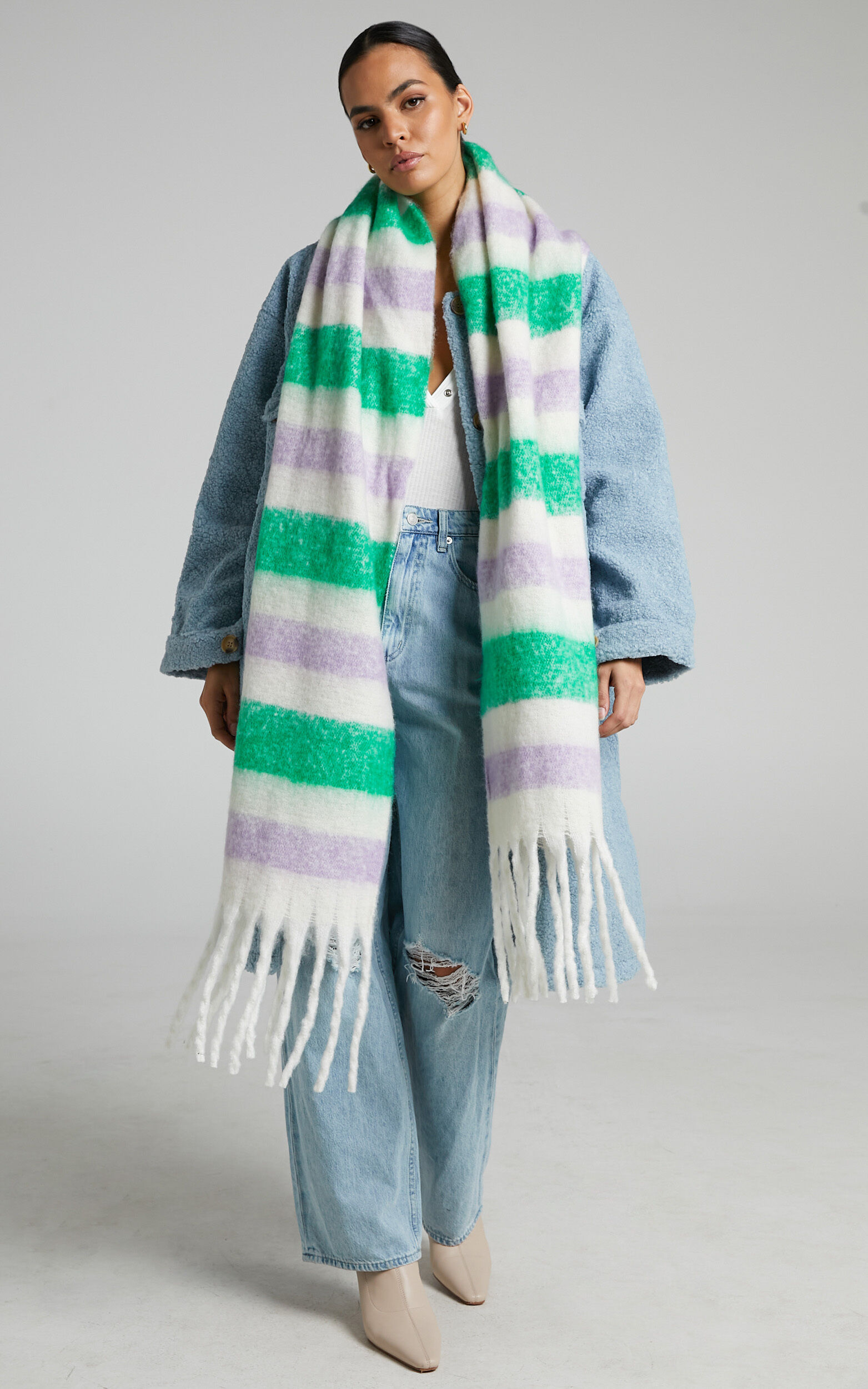 Maylwin Scarf in Green - NoSize, GRN1, super-hi-res image number null