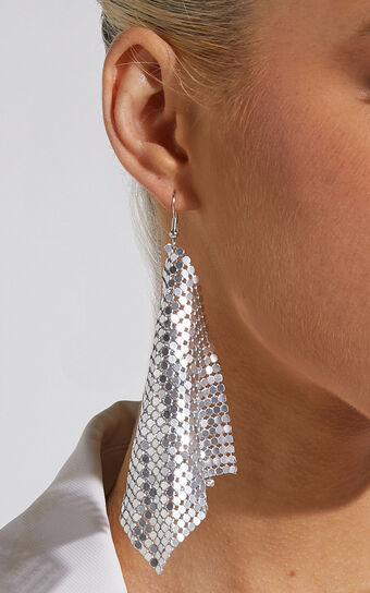 Zhyra Drop Diamante Mesh Earrings in Silver Mesh