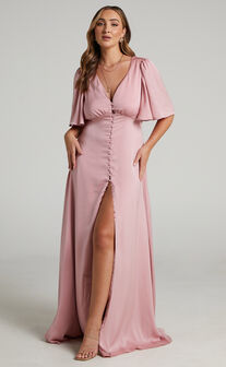 Maryam Button Front Flutter Sleeve Maxi Dress in Dusty Pink