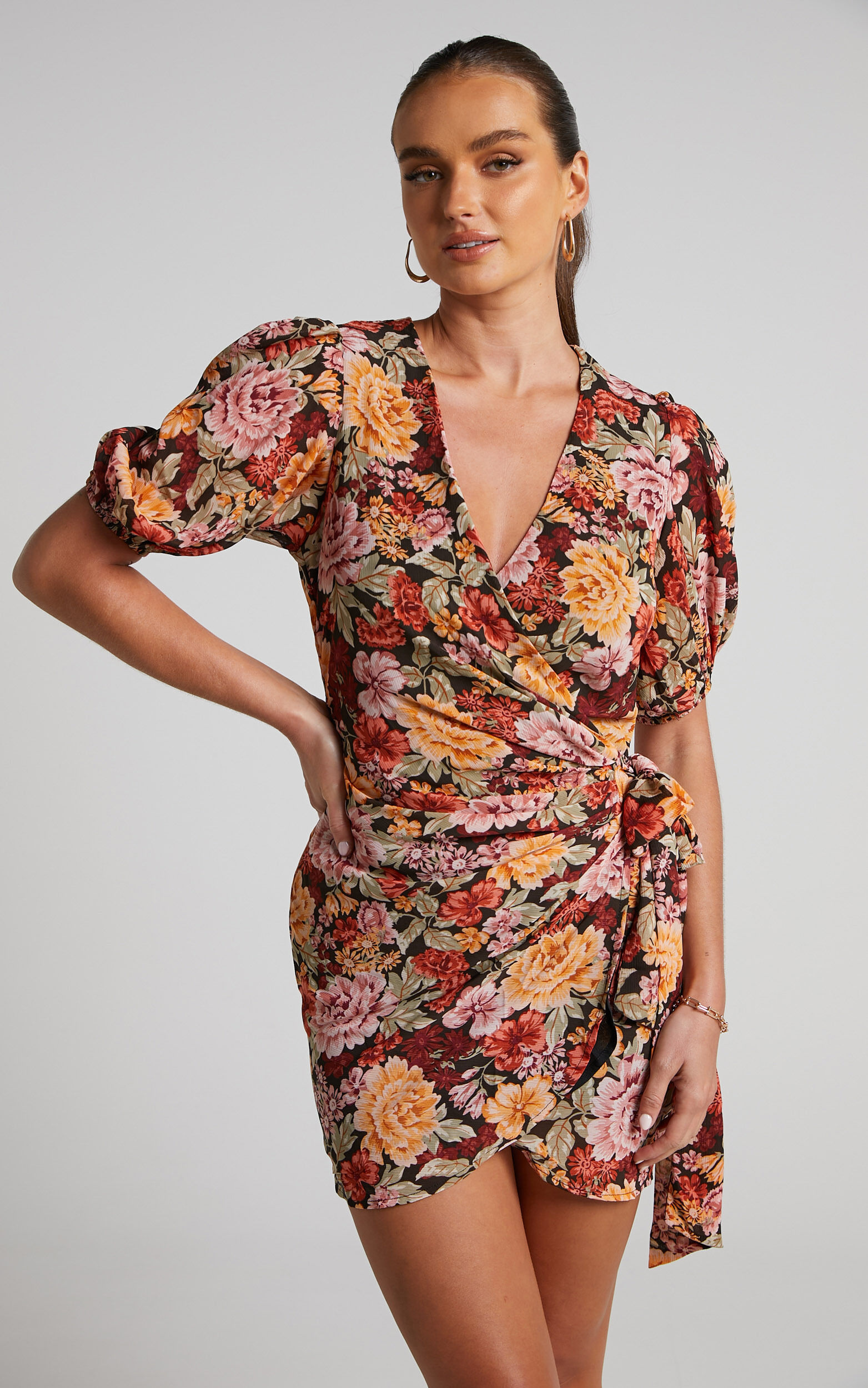Lorie Mini Dress - Puff Sleeve Wrap Dress in Boheme Floral - 06, BLK1