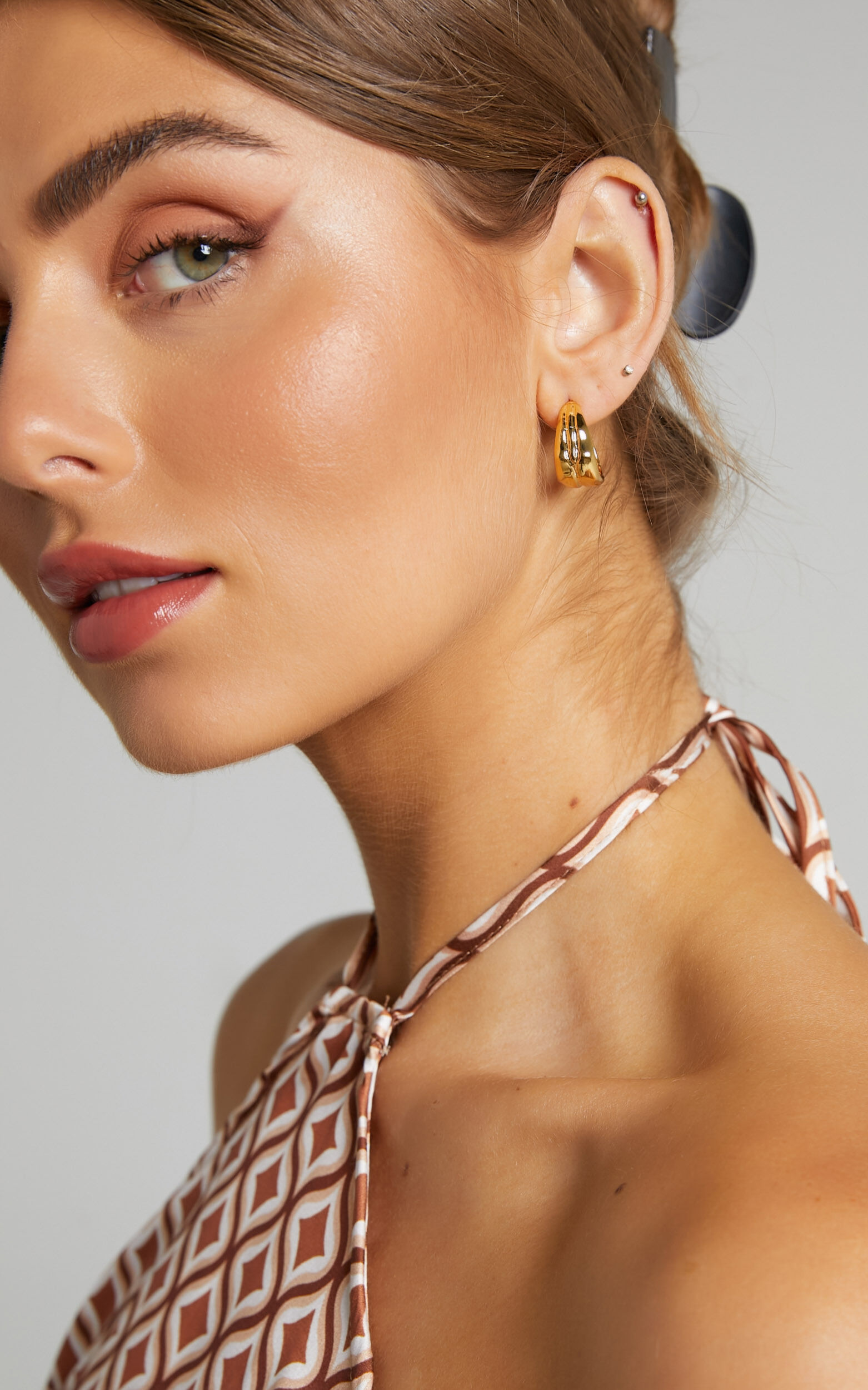 DAVIANA HOOP EARRINGS in Gold - NoSize, GLD1, super-hi-res image number null