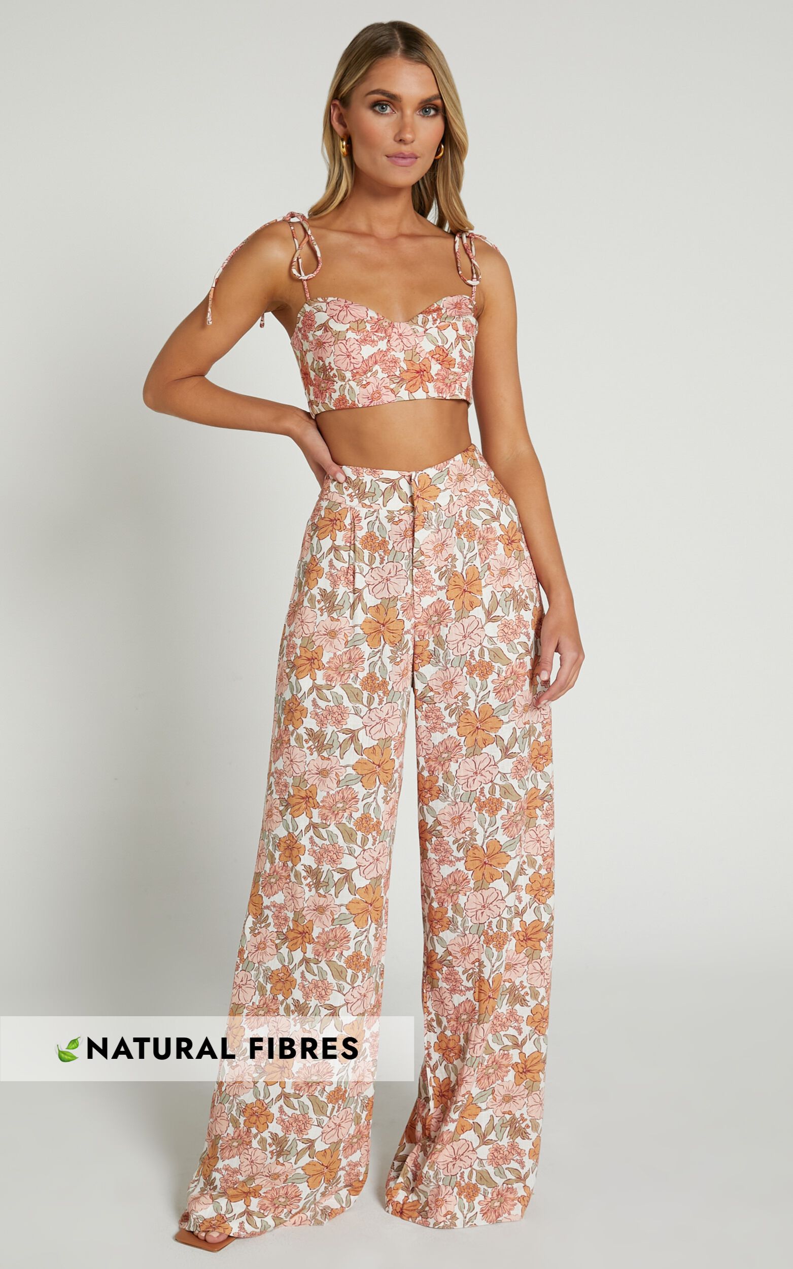 Amalie The Label Lorete Pants - High Rise Wide Leg in Wildflower Floral - 08, MLT1