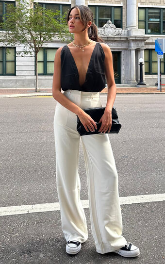Bonnie High Waisted Tailored Wide Leg Pants in Stone