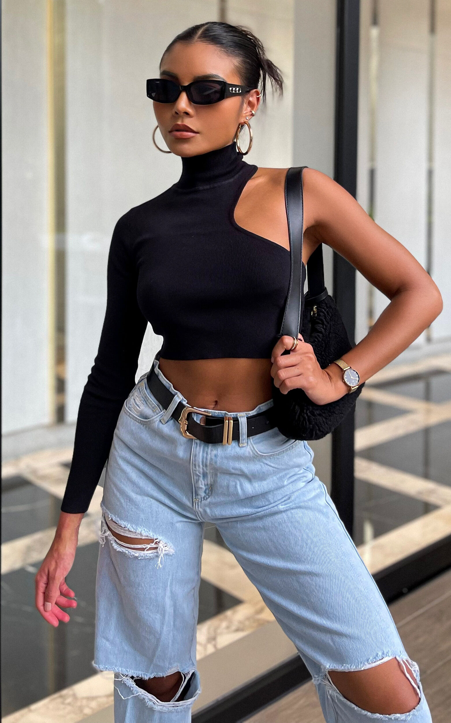material hipoteca Es barato Yina knitted cut out one shoulder crop top in Black | Showpo USA