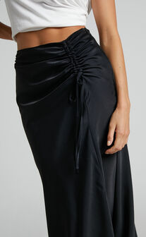 Zaylin Midaxi Skirt - Ruched Side Satin Slip Skirt in Black