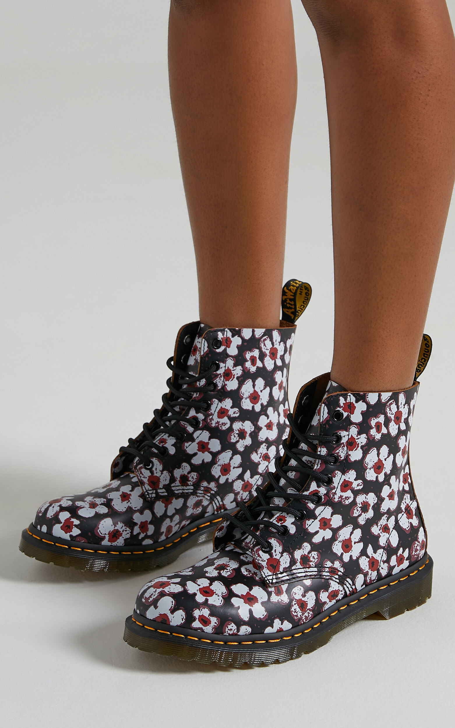 Dr. Martens - 1460 Pascal 8 Eye Boot in Black/Red Pansy Fayre Vintage Smooth - 05, BLK1, super-hi-res image number null