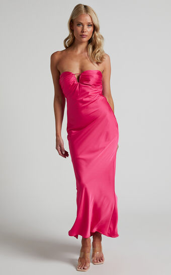 Raya Keyhole Cut Out Sweetheart Strapless Midi Dress in Hot Pink