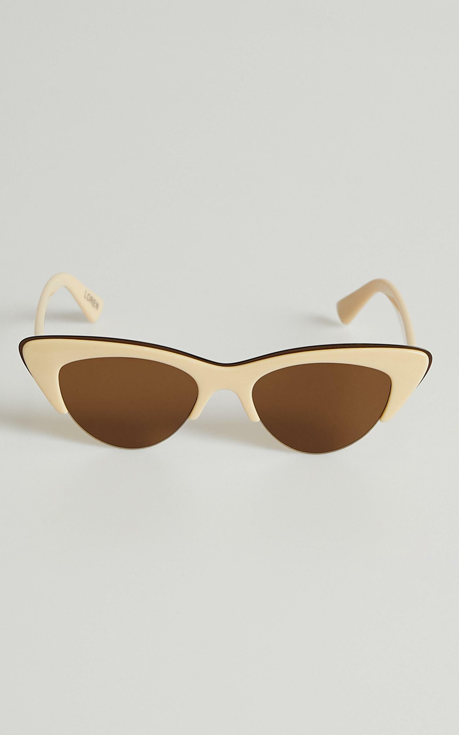 Reality Eyewear - Loren Sunglasses in Beige - OneSize, NEU1