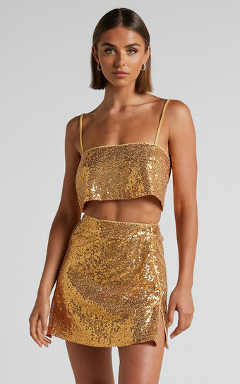 Elswyth Top - Strappy Sequin Crop Cami Top in Gold