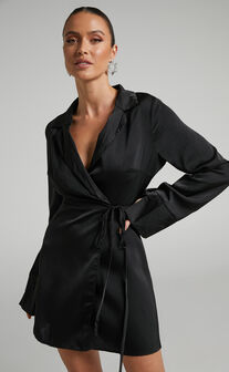 Hayami Collared Long Sleeve Wrap Mini Dress in Black