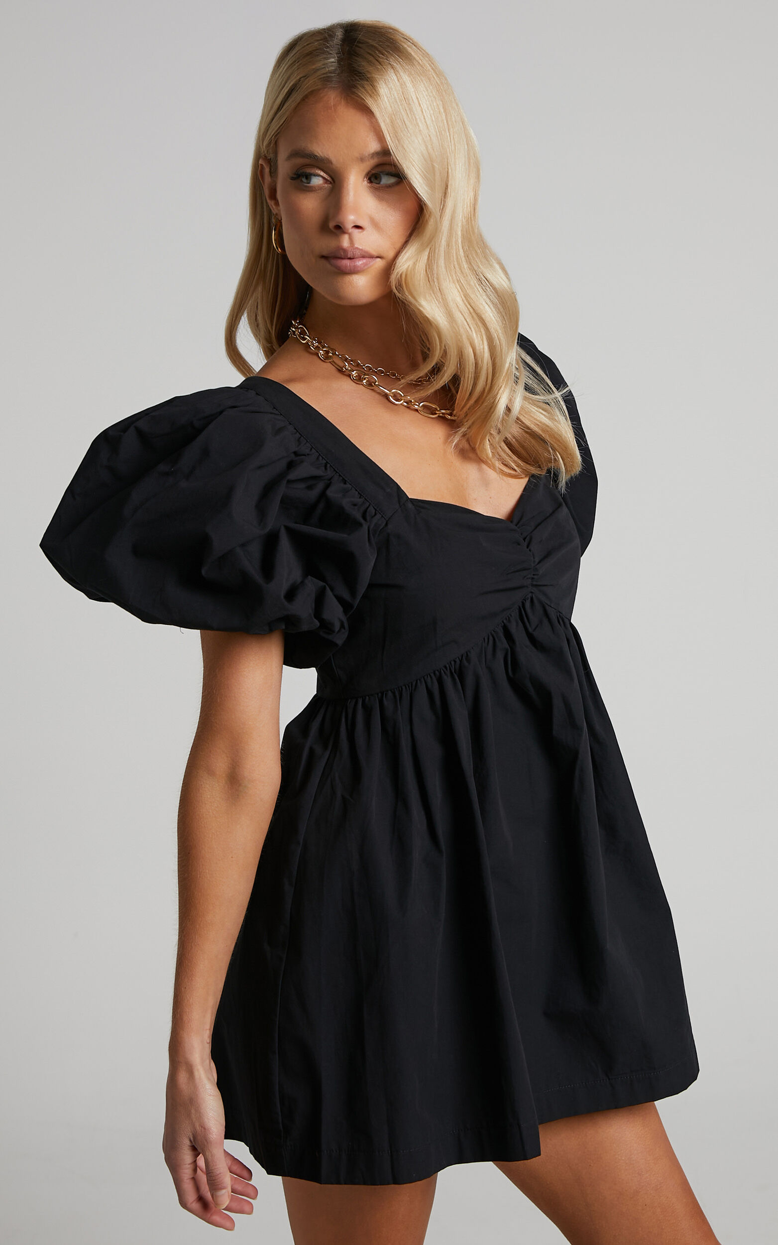 Vashti Mini Dress - Puff Sleeve Sweetheart Dress in Black | Showpo USA