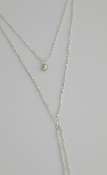 Estella Drop Necklace in Silver