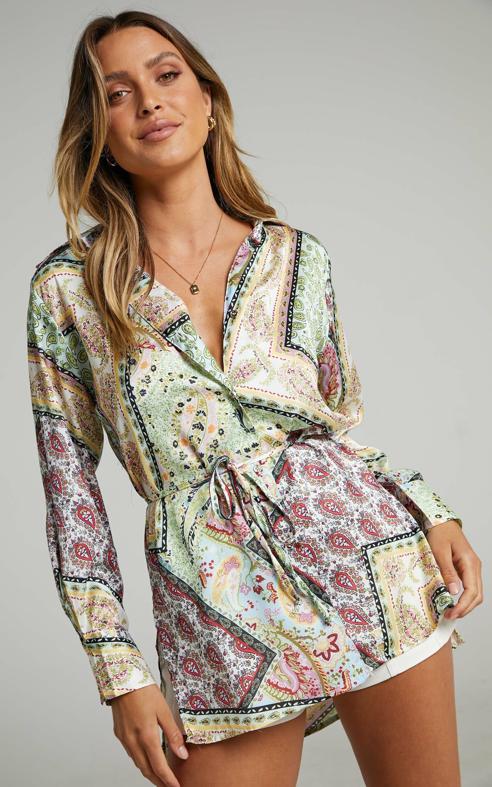 Roxine Long Sleeve Top in Paisley Print - L, MLT1, super-hi-res image number null