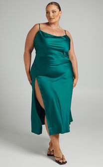 Flordeliza Thigh Slit Midi Slip Dress in Emerald