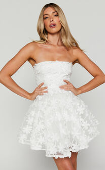 Rheiva Mini Dress - Strapless 3D Embroidery Dress in White