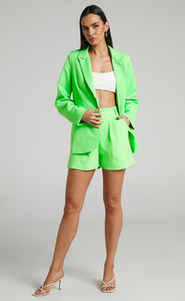 Ashesha Tailored Suiting Blazer in Green