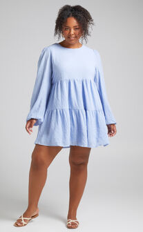 Marney Long Sleeve Tiered Shift Dress in Blue