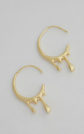 Mariane Dripping Hoop Earrings in Gold