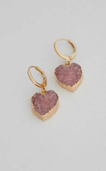 Sintra Gem Heart Drop Earrings in Gold / Pink