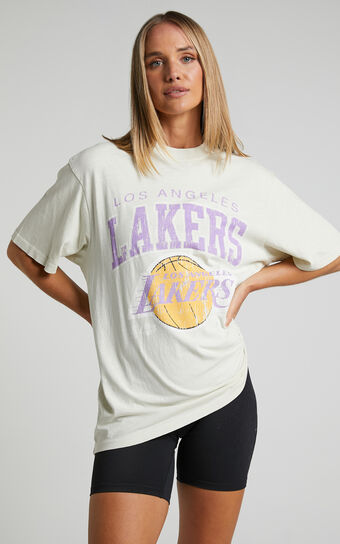 Mitchell & Ness - Los Angeles Lakers XL Arch Tee in Faded Khaki