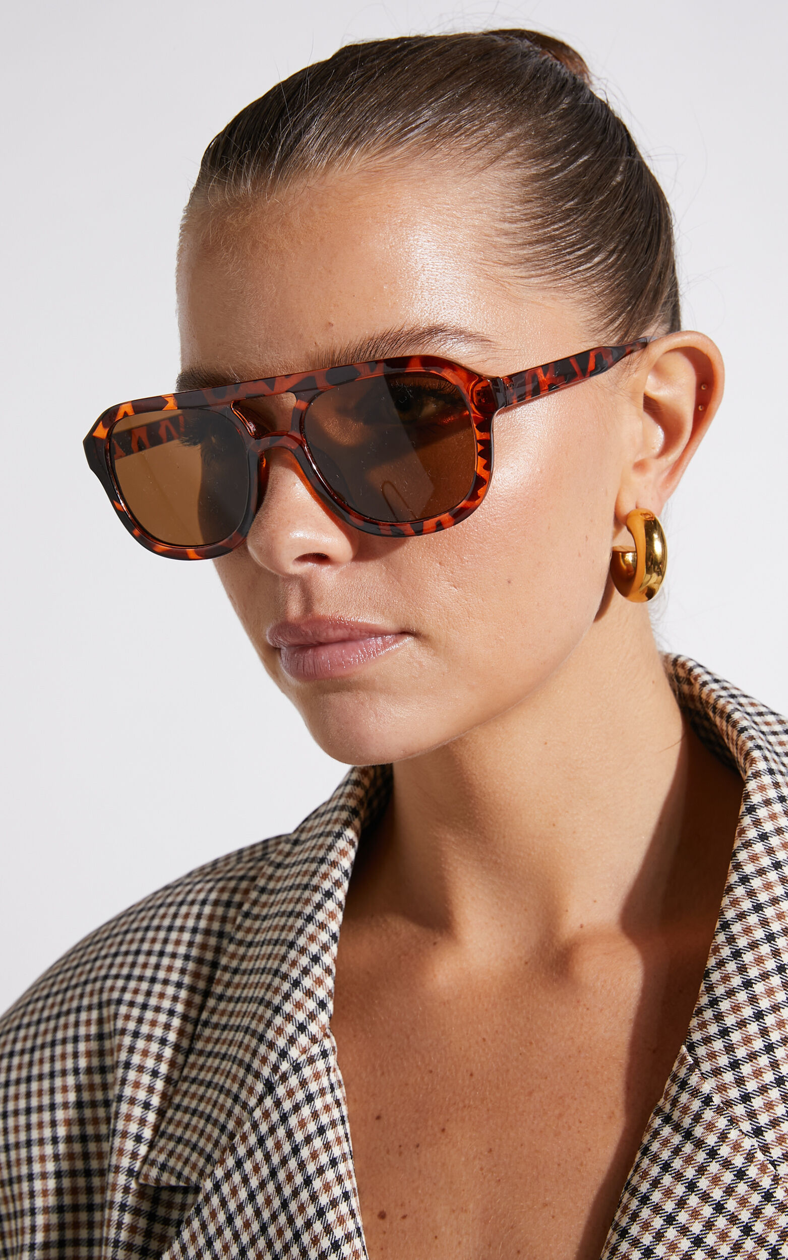 Helyn Sunglasses - Aviator Sunglasses in Tortoiseshell - NoSize, NEU1
