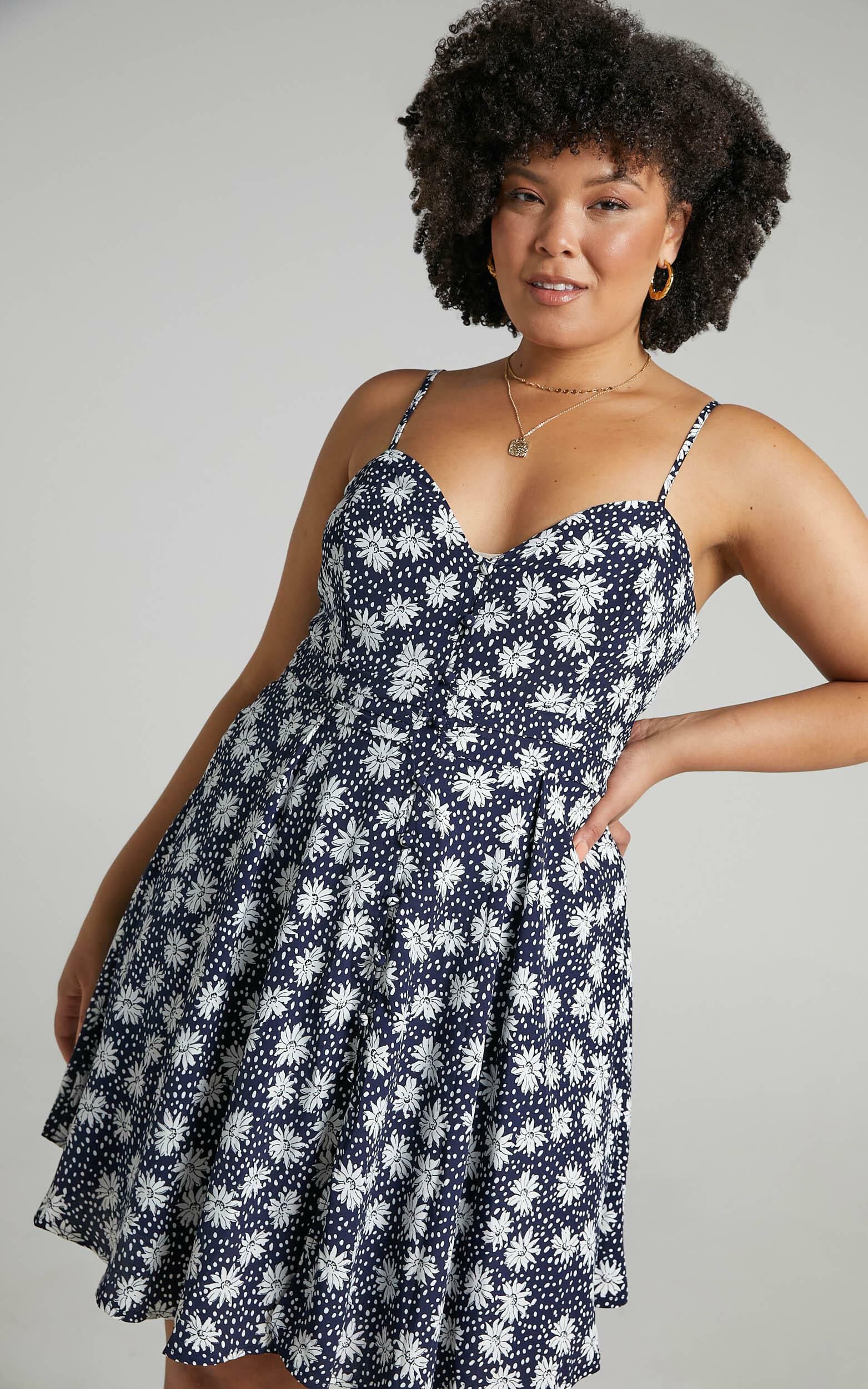 Island In The Sun Dress in Navy Floral - 20, NVY1, super-hi-res image number null