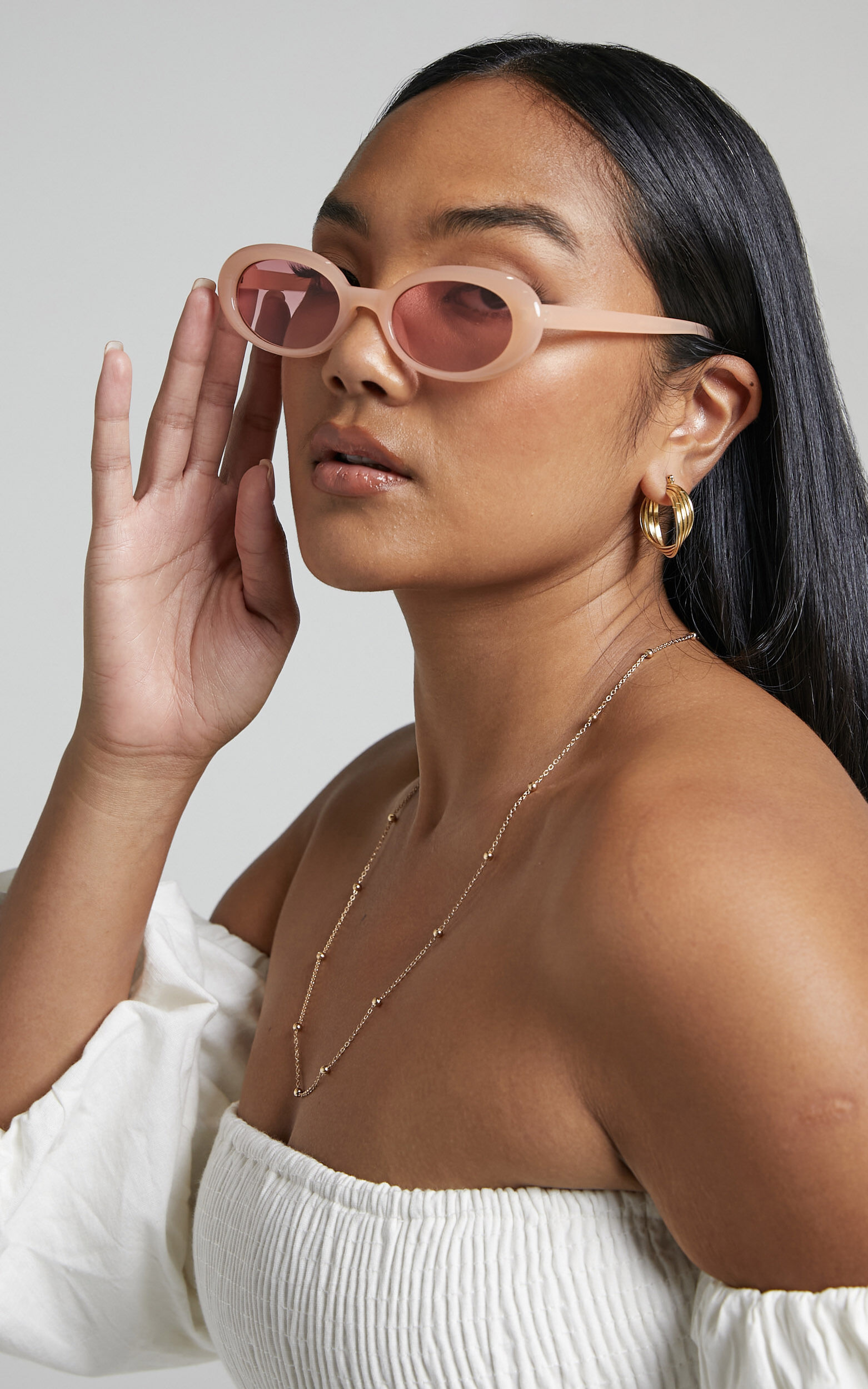 Czarina Retro Sunglasses in Pink - NoSize, PNK1, super-hi-res image number null