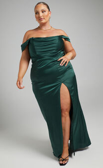 Faye Off Shoulder Maxi Dress in Emerald Satin