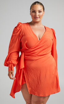 Bellefleur wrap dress in Orange