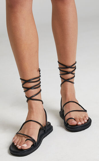 Billini - Reim Sandals in Black