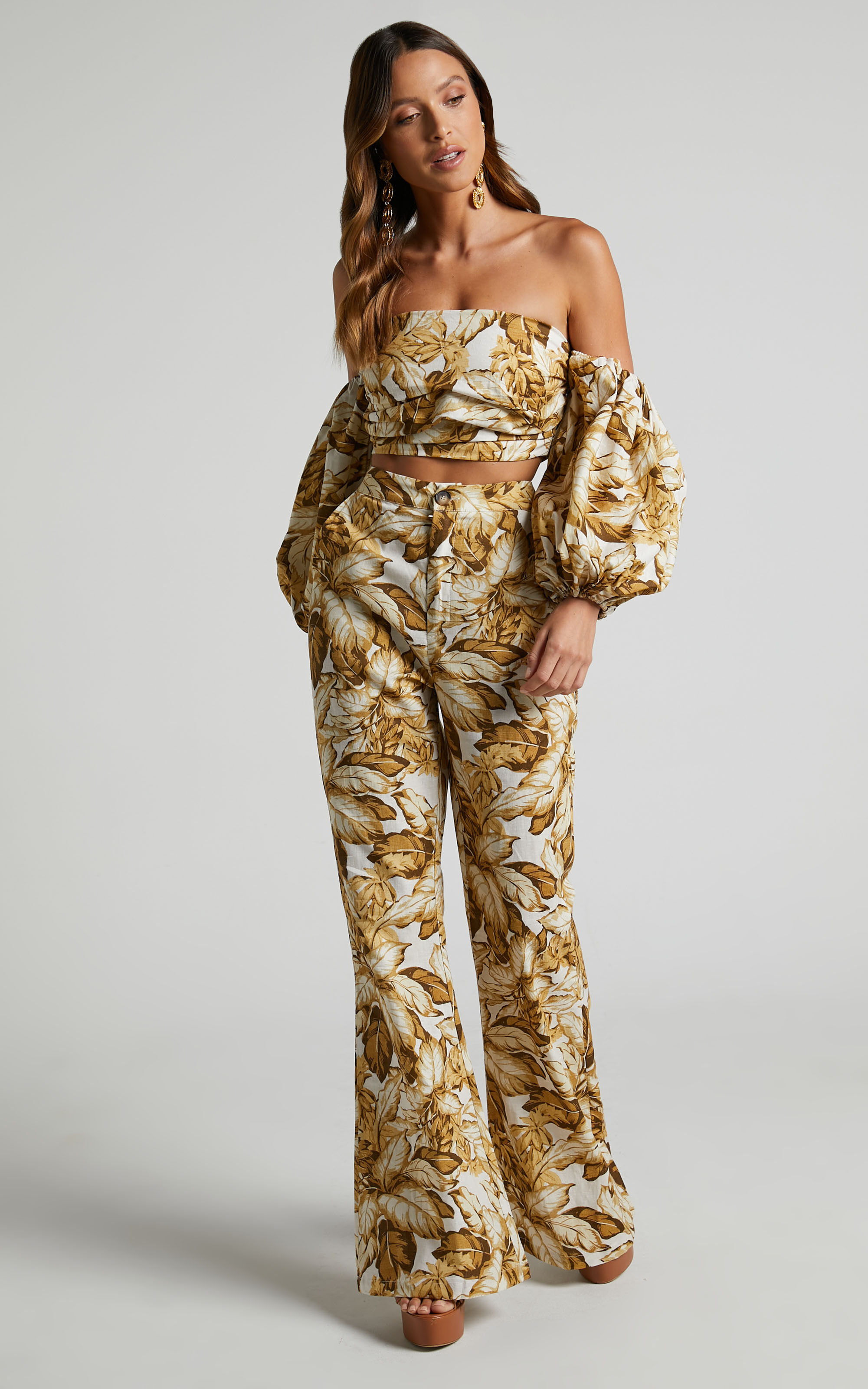 Amalie The Label - High Waisted Lillian Flare Pants in Frieja Print - 06, BRN1, super-hi-res image number null