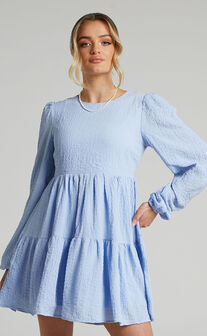 Marney Long Sleeve Tiered Shift Dress in Blue
