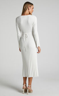 Blaire Long Sleeve Knit Flare Midi Dress in Ivory