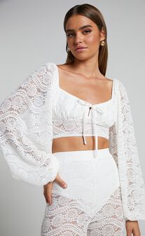 Mehca  Lace blouson sleeve crop top in White