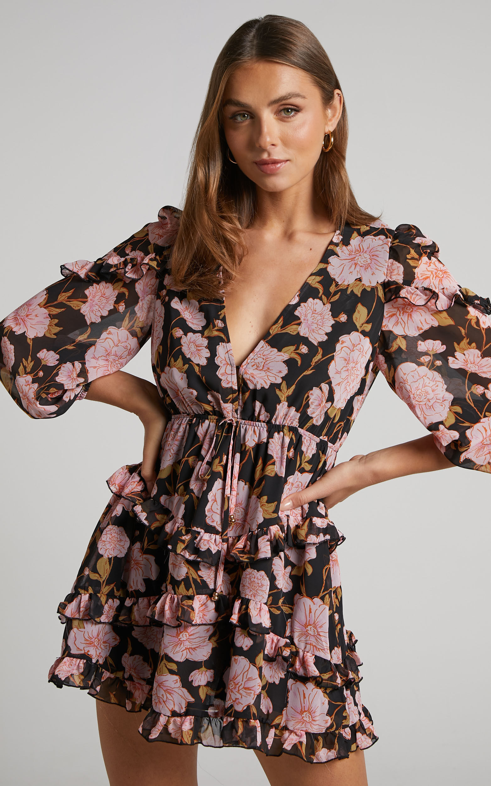 Haidy Mini Dress - Long Sleeve Plunge Tiered Dress in Romantic Floral - 06, BRN1